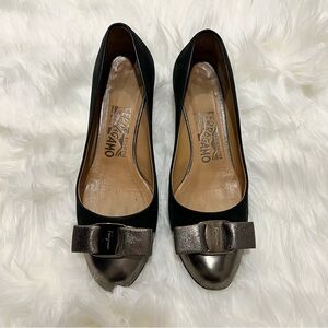 Salvatore Ferragamo Sindy Black and Silver Bow Pumps